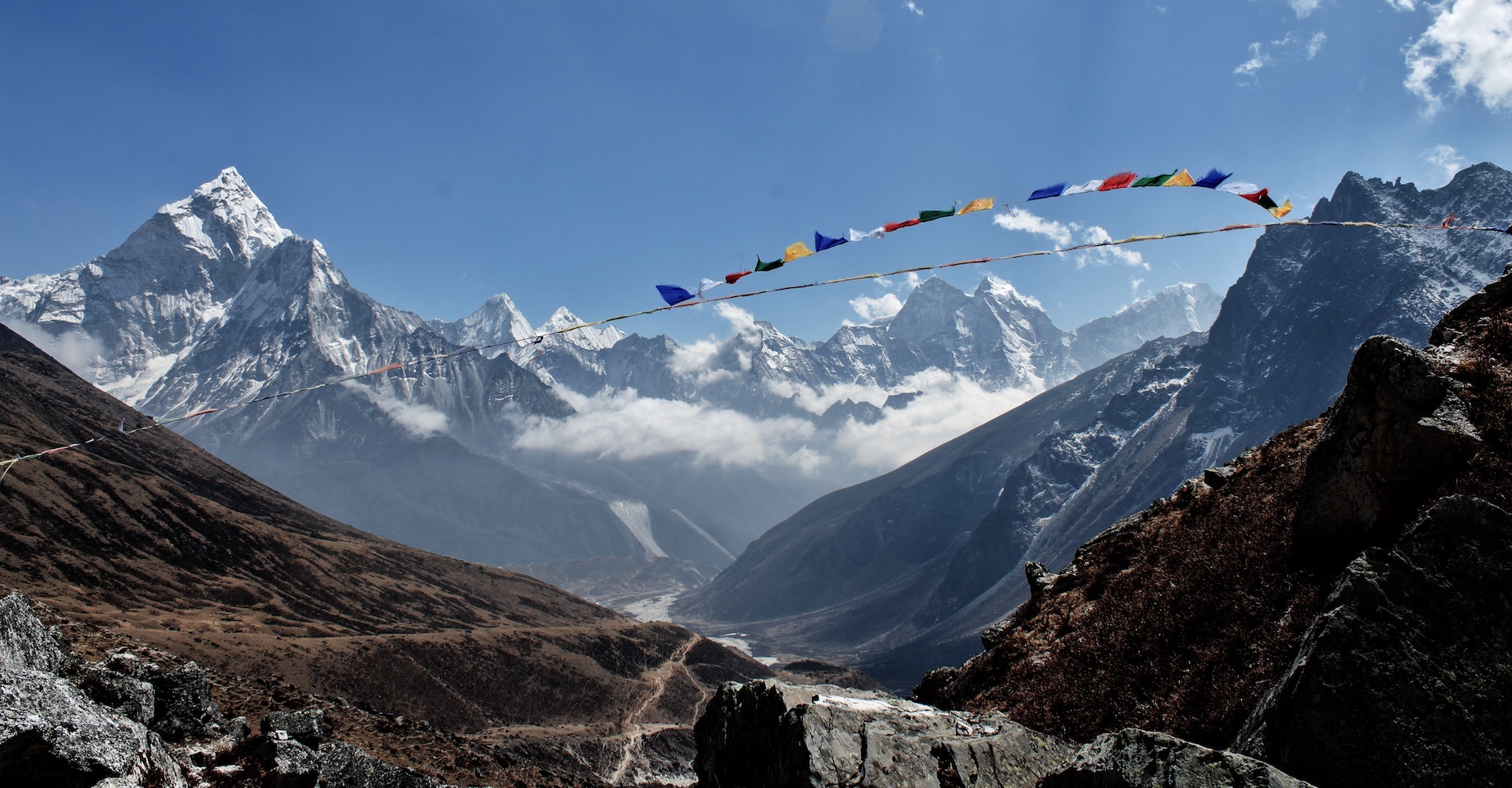 Top 3 Reasons to Volunteer in Nepal Banner